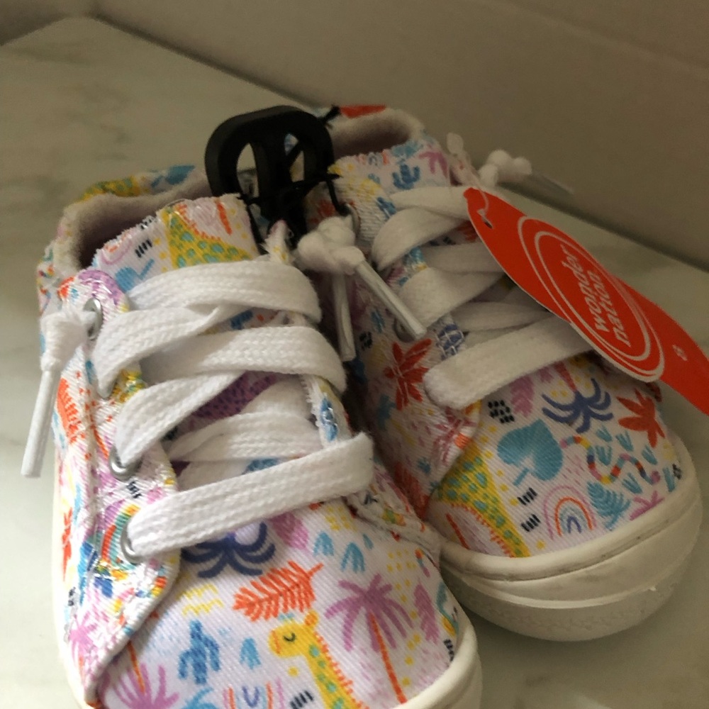 NWT Casual comfort shoe